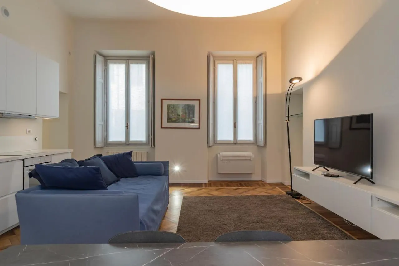 Luxury Apartment Near Duomo Italia 38 Milan 0*,  Italie