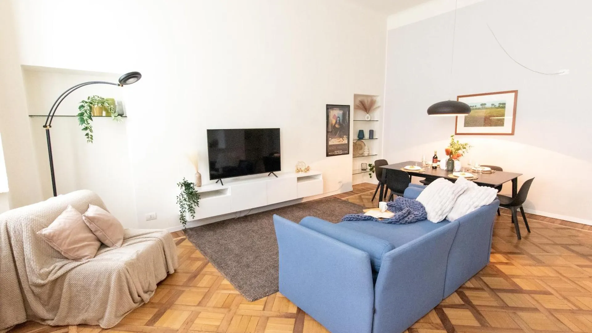 Luxury Apartment Near Duomo Italia 38 Milan Italie