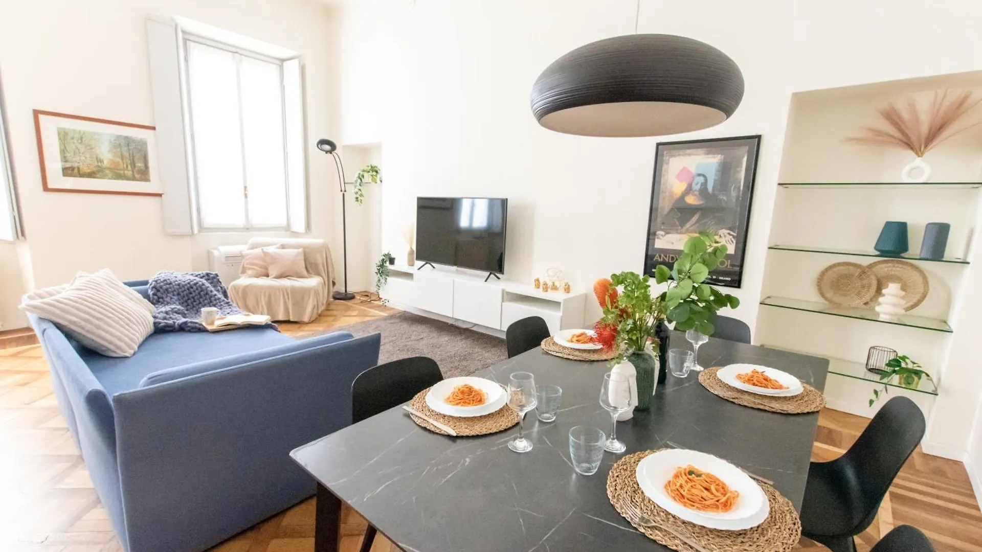Luxury Apartment Near Duomo Italia 38 Milan